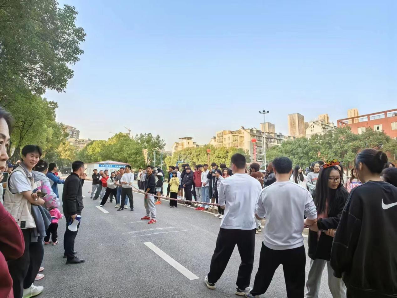 青春奋进新时代,运动逐梦向未来——世界杯官网2023年秋季运动会暨教职工运动会 青春奋进新时代,运动逐梦向未来——世界杯官网2023年秋季运动会暨教职工运动会