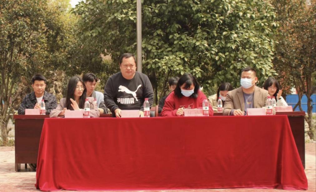 青春“篮”不住，热血不止步 —世界杯官网第十八届“希望杯”篮球赛闭幕