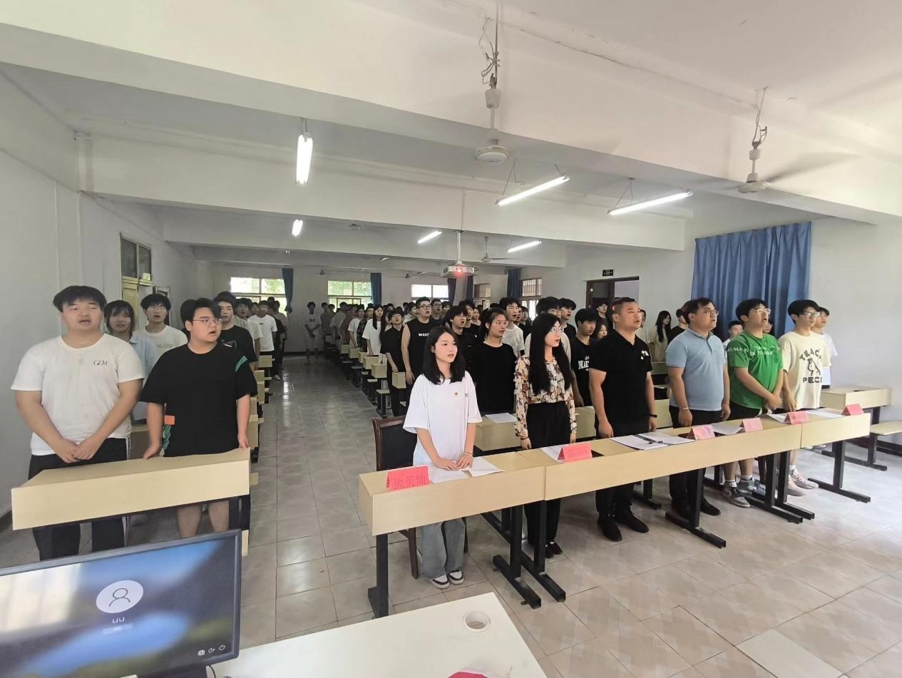 青春心向党，奋斗新征程 ——世界杯官网第五期团课结业典礼暨入团仪式