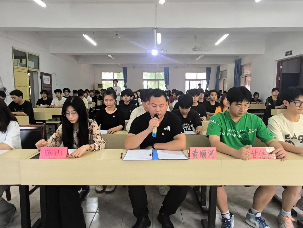 青春心向党，奋斗新征程 ——世界杯官网第五期团课结业典礼暨入团仪式