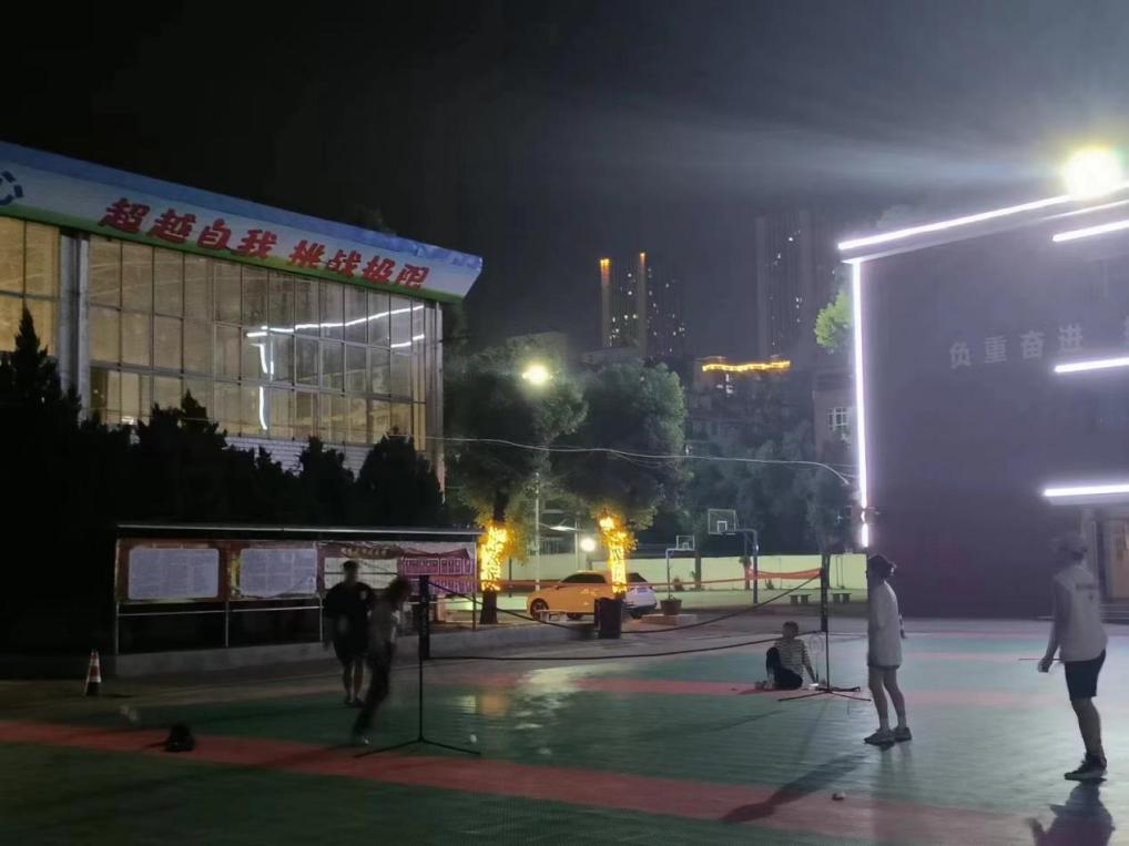 团簇星空，绽放芳华               ——世界杯官网第二届社团文化节