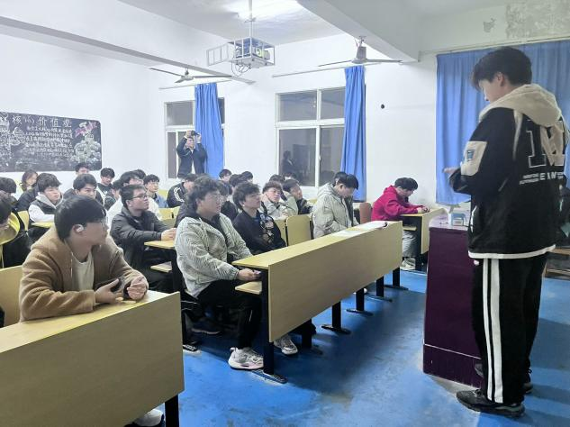 与青春共舞，和维权同行