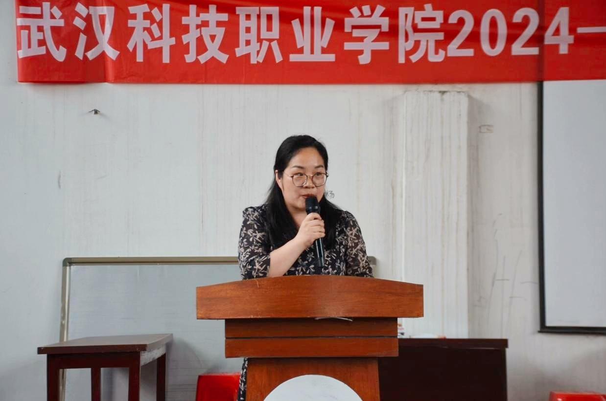 以青春之名，赴时代之约 ——世界杯官网2024-2025学年“五四”表彰大会暨文艺汇演隆重举办