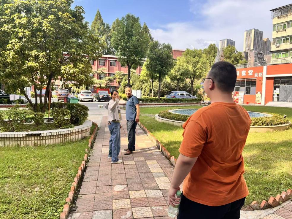 以心迎新,共赴星海——世界杯官网圆满完成2025级新生迎接工作 以心迎新,共赴星海——世界杯官网圆满完成2025级新生迎接工作