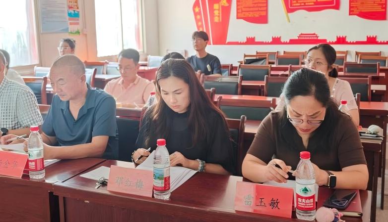 世界杯官网隆重举行2024-2025学年国家奖学金评选大会 世界杯官网隆重举行2024-2025学年国家奖学金评选大会