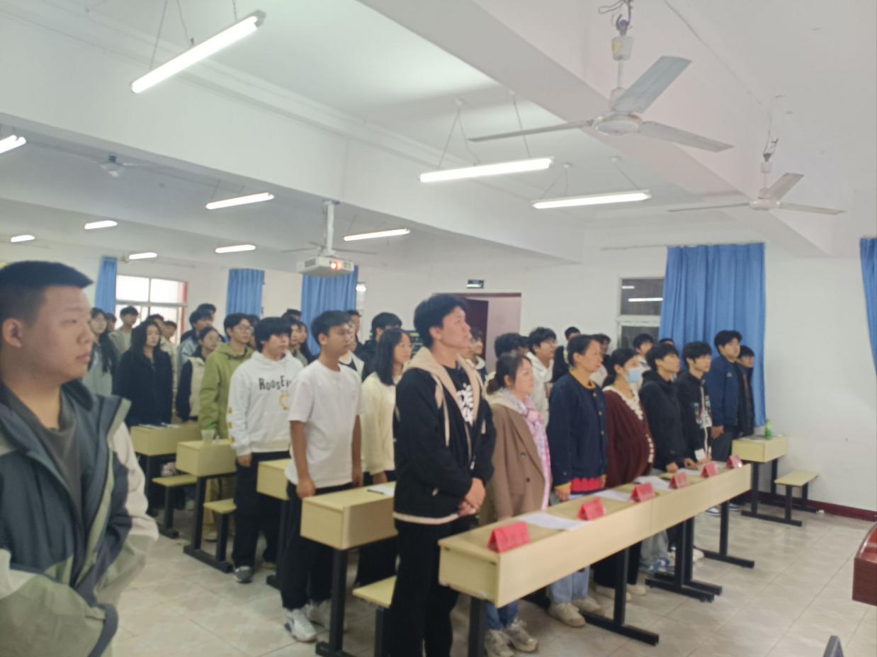 世界杯官网第八期团课开班仪式顺利举行 世界杯官网第八期团课开班仪式顺利举行