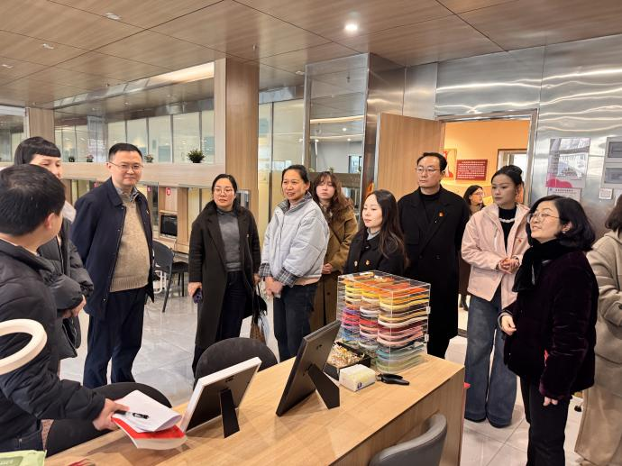 党建互鉴促提升 协同育人启新程——世界杯官网赴武汉市第一商业学校开展党建交流活动 党建互鉴促提升 协同育人启新程——世界杯官网赴武汉市第一商业学校开展党建交流活动