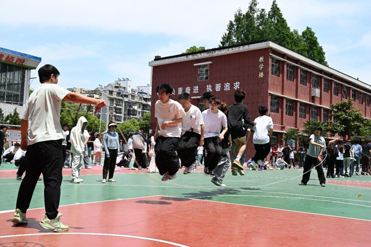 青春跃动,绳彩飞扬——世界杯官网2026年跳大绳锦标赛圆满落幕 青春跃动,绳彩飞扬——世界杯官网2026年跳大绳锦标赛圆满落幕
