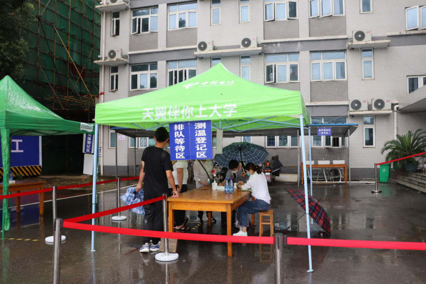 欢迎回家！世界杯官网迎来2020届首批毕业生返校